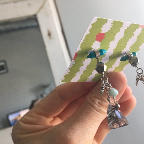 Chan Luu sliced quartz tourquoise earrings - Picture 8 of 12